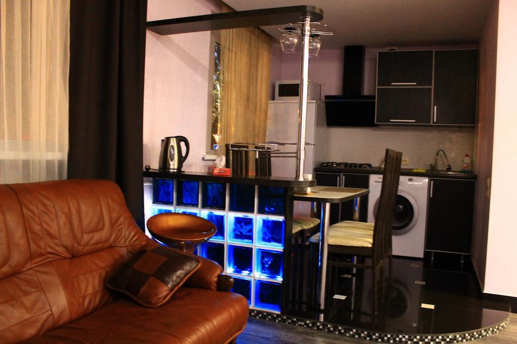 بابرويسك Apartment On Sovetskaya 103 المظهر الخارجي الصورة